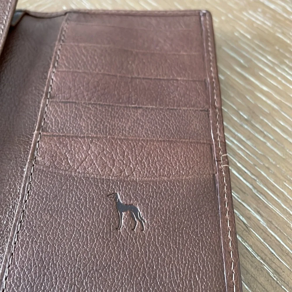 NWOT Adabar Men’s Brown Leather Bifold Long Wallet - butter soft leather